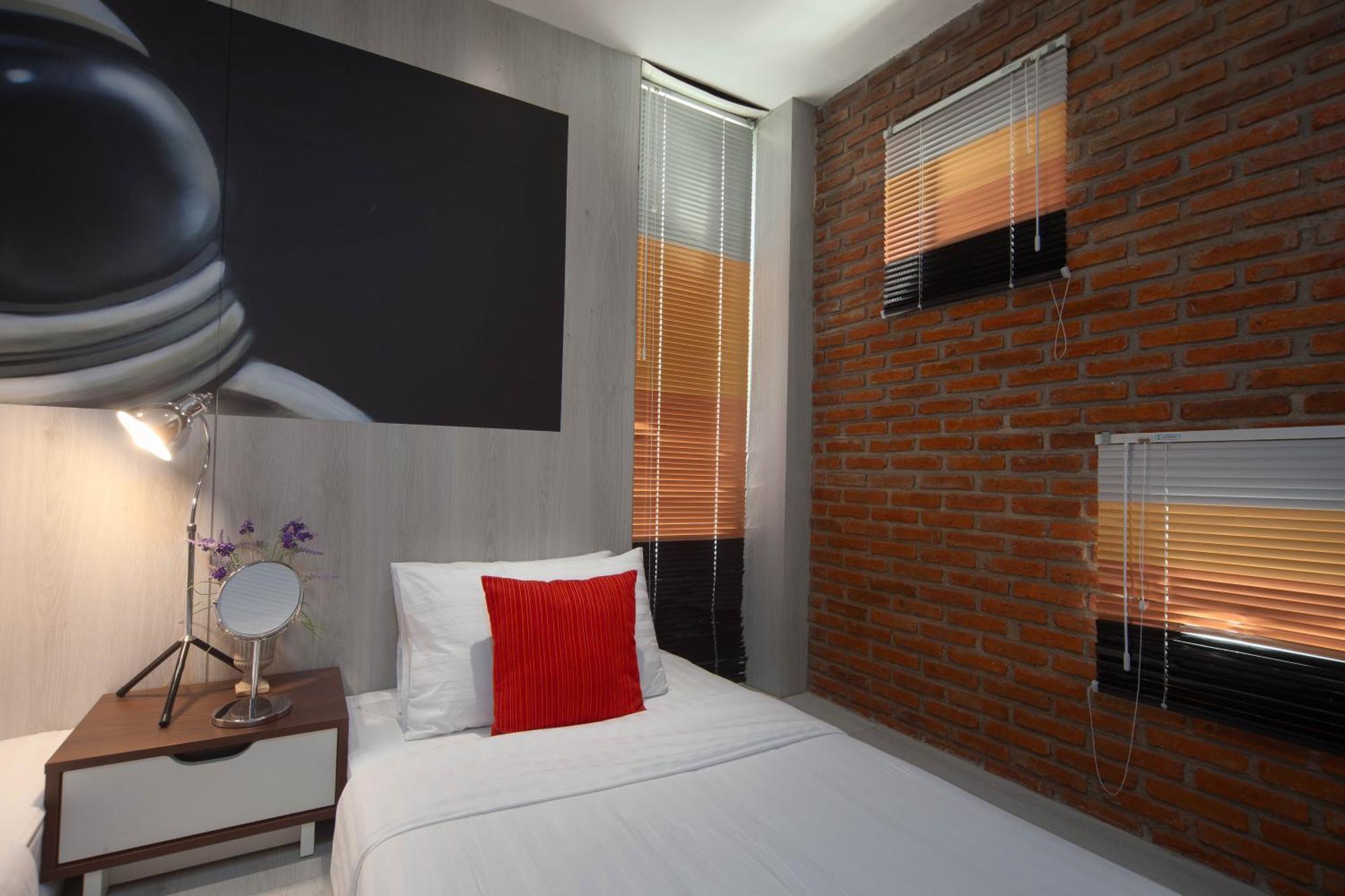 Hostel Sleep Walker Poshtel Chiang Mai Exterior foto