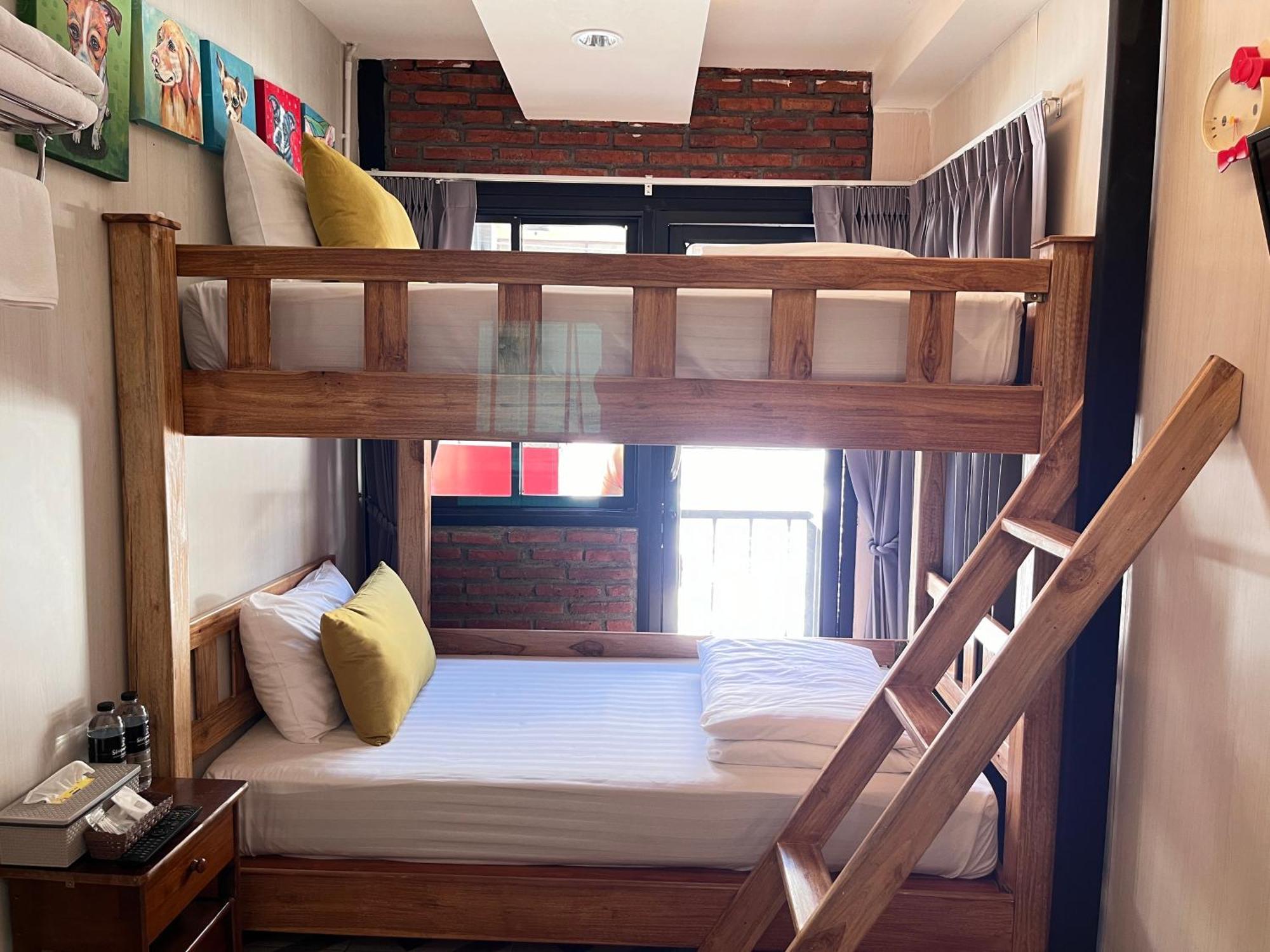 Hostel Sleep Walker Poshtel Chiang Mai Zimmer foto